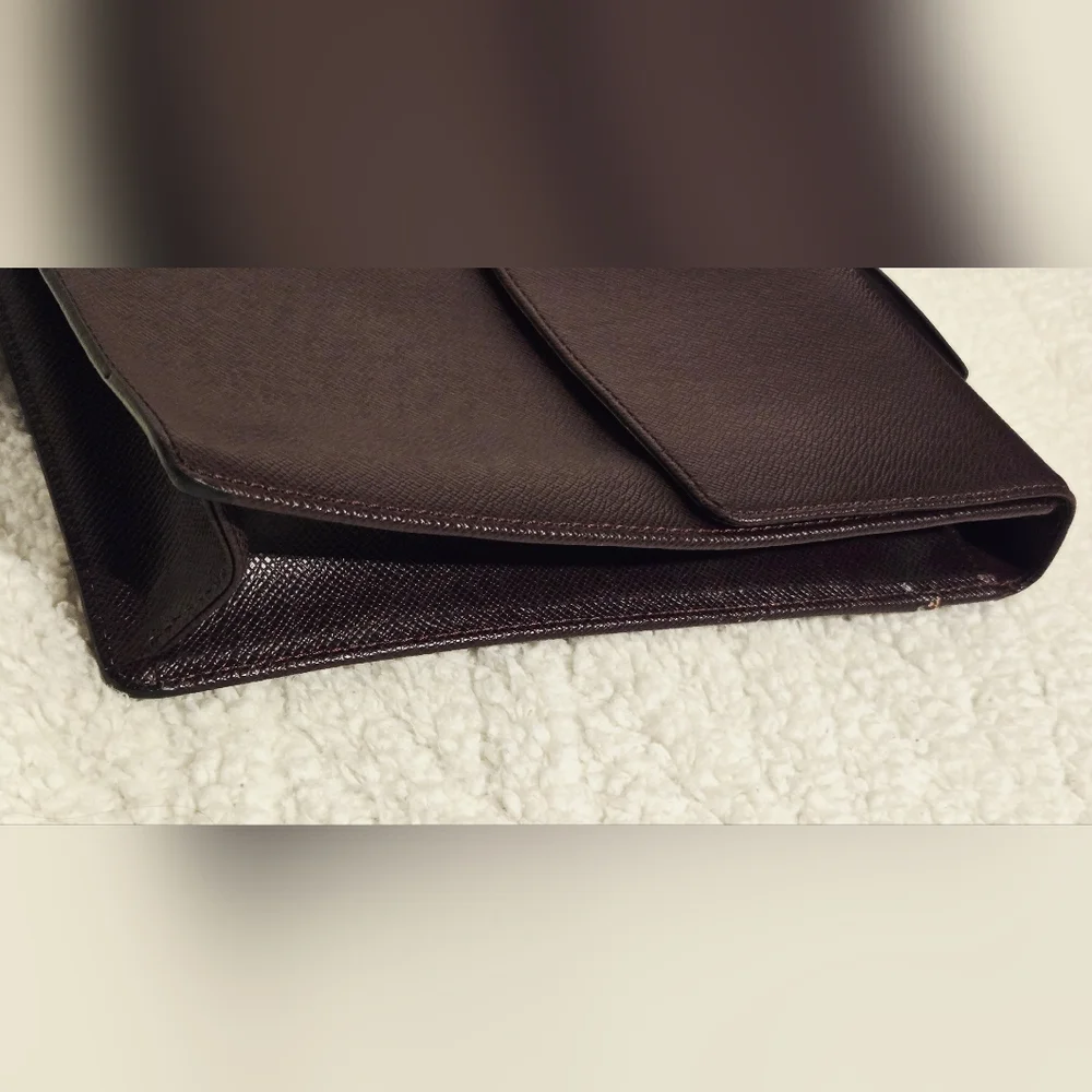 Louis Vuitton Burgundy Taiga Porte Document Angara Briefcase MB1022